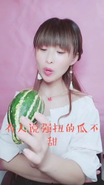 娱乐吃瓜酱长高,揭秘明星长高秘诀，带你领略身高魅力